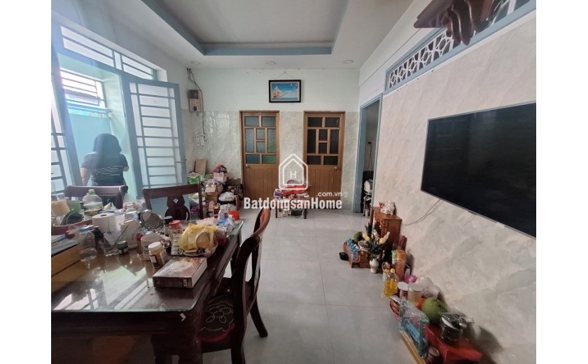 Bán nhà hẻm đường số 8, Trường Thọ, Thủ Đức, TP HCM. DT 100m2, cấp 4, giá 5.15 tỷ.